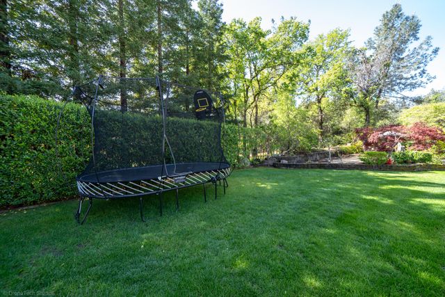 19565 San Vincente Drive, Redding, CA 96003