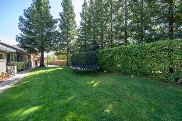 19565 San Vincente Drive, Redding, CA 96003