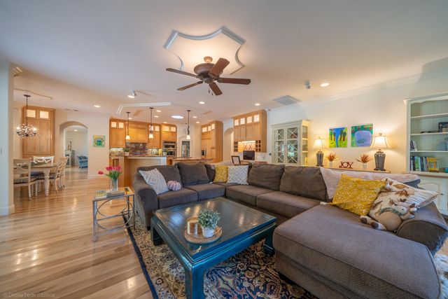 19565 San Vincente Drive, Redding, CA 96003