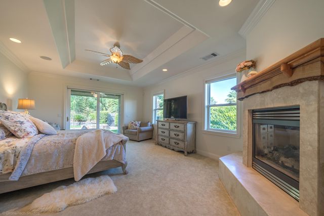 19565 San Vincente Drive, Redding, CA 96003