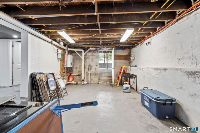 181 Platt Avenue, West Haven, CT 06516
