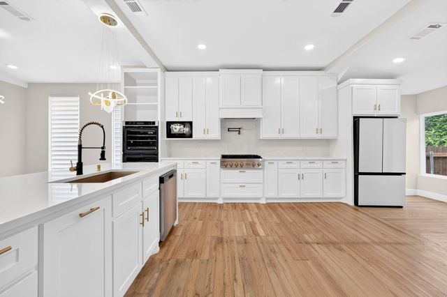 4020 Spencer Street, Greenville, TX 75401