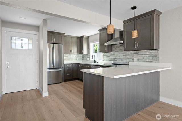 904 NE Lindsay Street #201, Coupeville, WA 98239