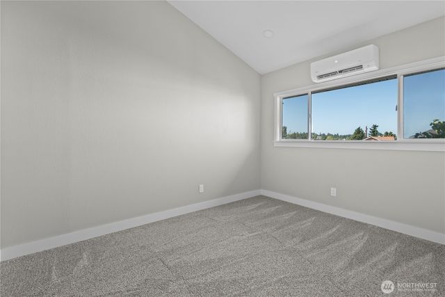 904 NE Lindsay Street #201, Coupeville, WA 98239