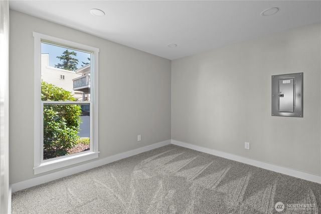 904 NE Lindsay Street #201, Coupeville, WA 98239