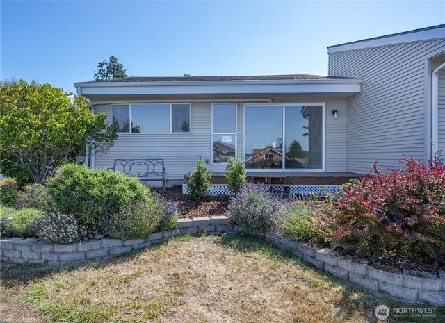 904 NE Lindsay Street #201, Coupeville, WA 98239