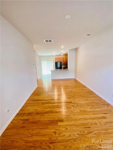 9213 Grand Valley Drive, Charlotte, NC 28213