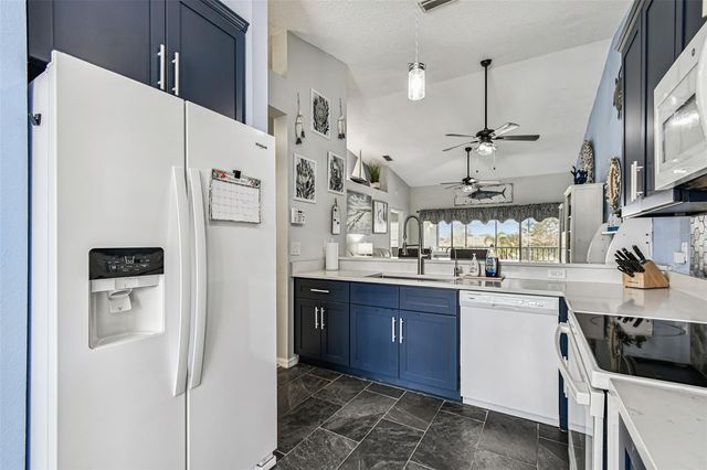 4210 CADDIE DRIVE E 202, Bradenton, FL 34203