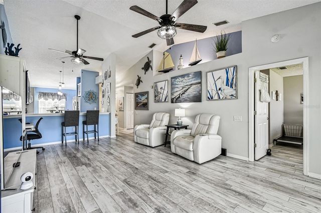 4210 CADDIE DRIVE E 202, Bradenton, FL 34203