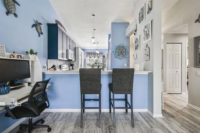 4210 CADDIE DRIVE E 202, Bradenton, FL 34203