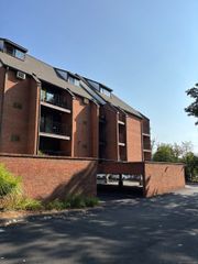 181 Loomis Drive APT 138, West Hartford, CT 06107