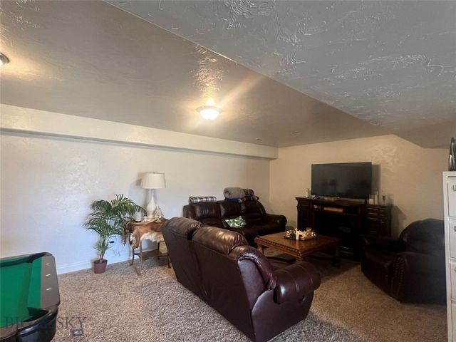 314 Buffalo Drive, West Yellowstone, MT 59758