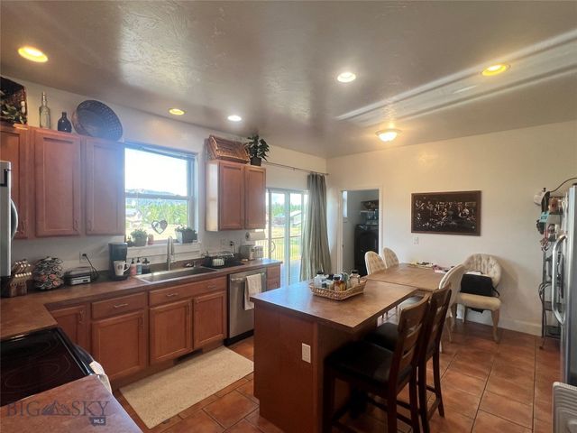 314 Buffalo Drive, West Yellowstone, MT 59758