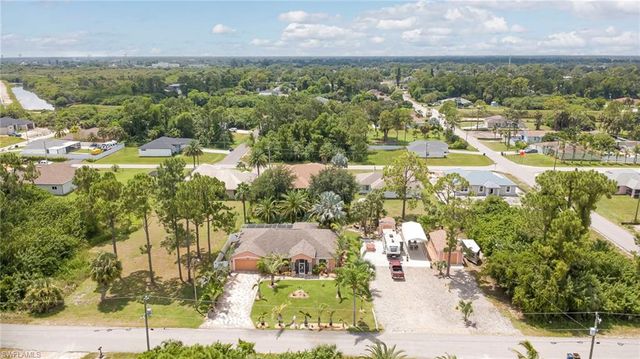 2515 15th ST W, Lehigh Acres, FL 33971
