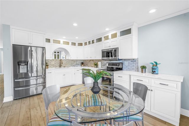 8985 ANTIGUA DRIVE, Seminole, FL 33777