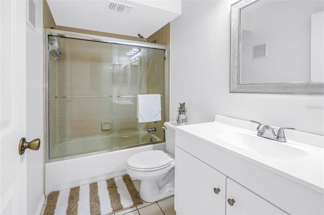 8985 ANTIGUA DRIVE, Seminole, FL 33777