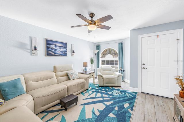 8985 ANTIGUA DRIVE, Seminole, FL 33777