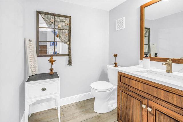 8985 ANTIGUA DRIVE, Seminole, FL 33777