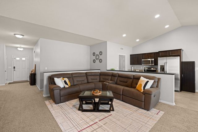 713 SE 12th Street, Grimes, IA 50111