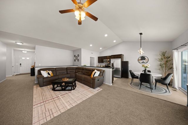 713 SE 12th Street, Grimes, IA 50111