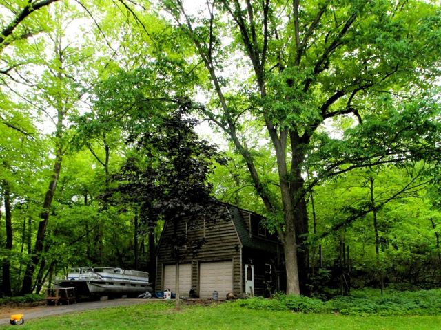 1843 N River Road, Algonquin, IL 60102