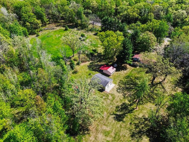 1860 S Jackson Avenue, Harrison, MI 48625