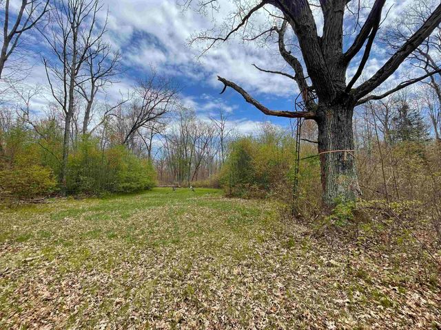 1860 S Jackson Avenue, Harrison, MI 48625