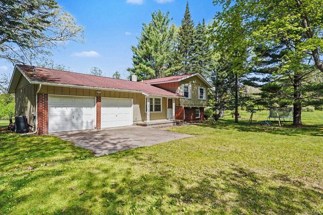 1860 S Jackson Avenue, Harrison, MI 48625