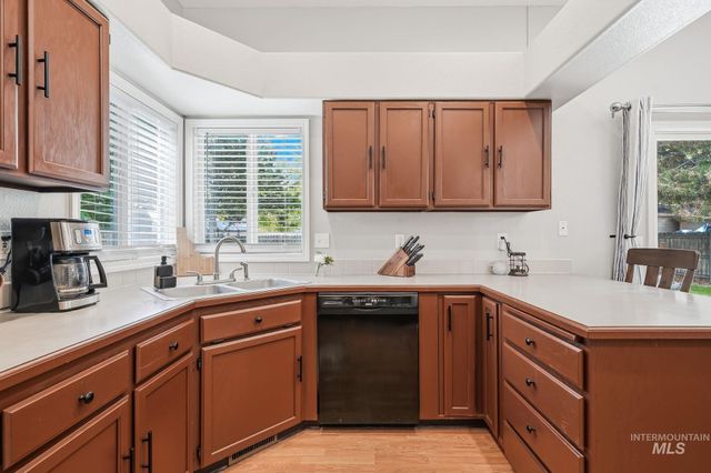 705 N Abernathy Way, Meridian, ID 83642