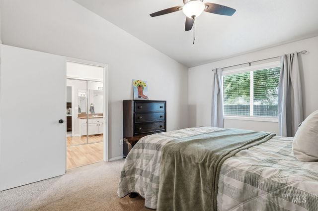 705 N Abernathy Way, Meridian, ID 83642