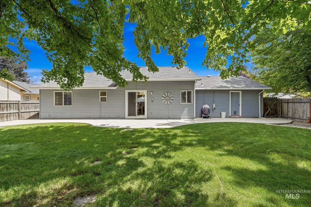 705 N Abernathy Way, Meridian, ID 83642