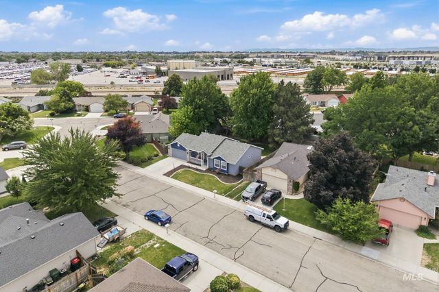 705 N Abernathy Way, Meridian, ID 83642