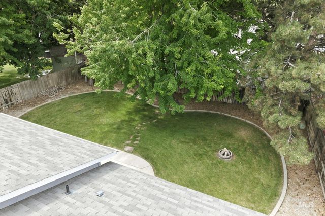 705 N Abernathy Way, Meridian, ID 83642