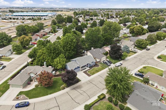 705 N Abernathy Way, Meridian, ID 83642