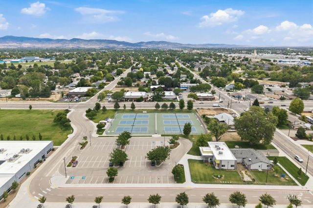 705 N Abernathy Way, Meridian, ID 83642