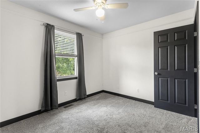 87 Parkway Drive B, Bloomsdale, MO 63627