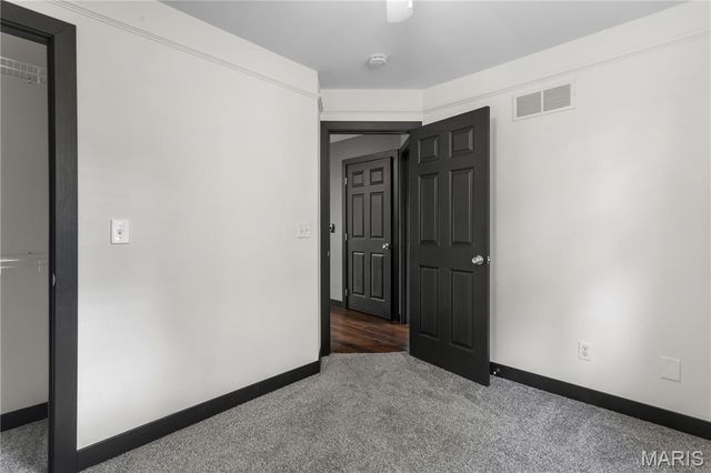87 Parkway Drive B, Bloomsdale, MO 63627