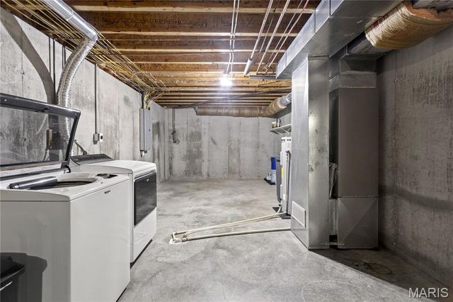 87 Parkway Drive B, Bloomsdale, MO 63627