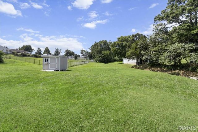 87 Parkway Drive B, Bloomsdale, MO 63627