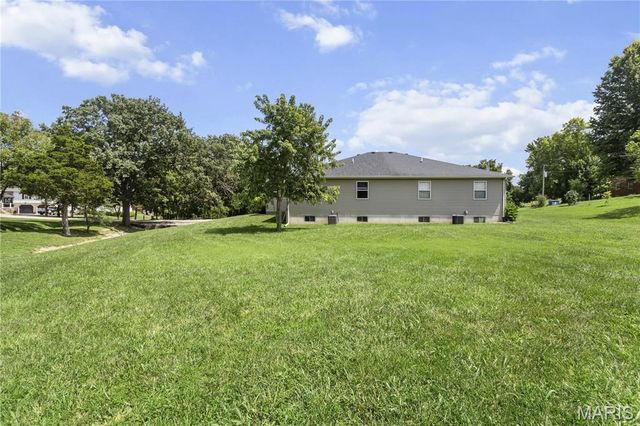 87 Parkway Drive B, Bloomsdale, MO 63627