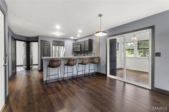 87 Parkway Drive B, Bloomsdale, MO 63627