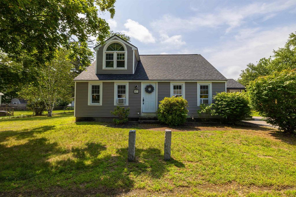 17 Wiggin Street, Concord, NH 03301