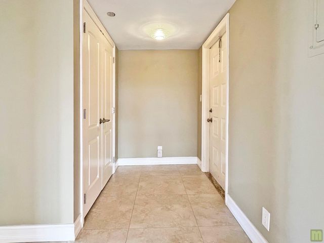 3510 Oaks Way 601, Pompano Beach, FL 33069
