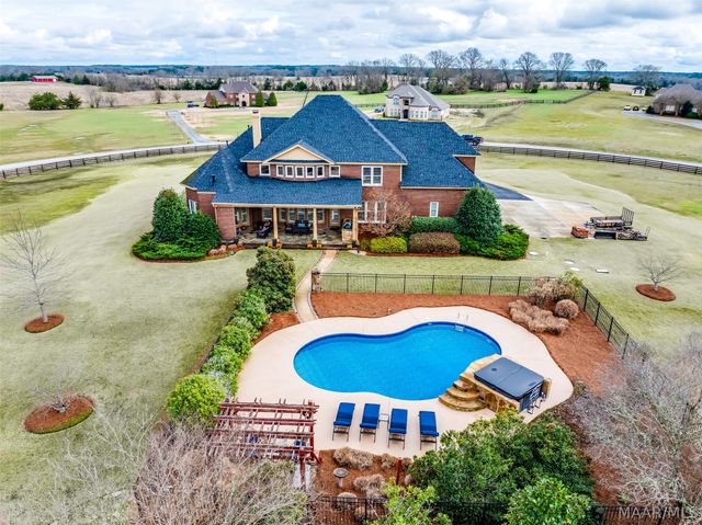 231 Dansby Court, Pike Road, AL 36064