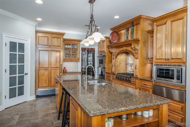 231 Dansby Court, Pike Road, AL 36064