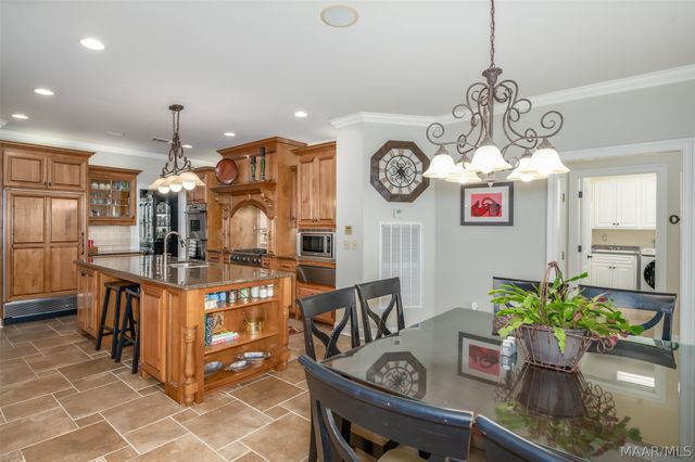 231 Dansby Court, Pike Road, AL 36064