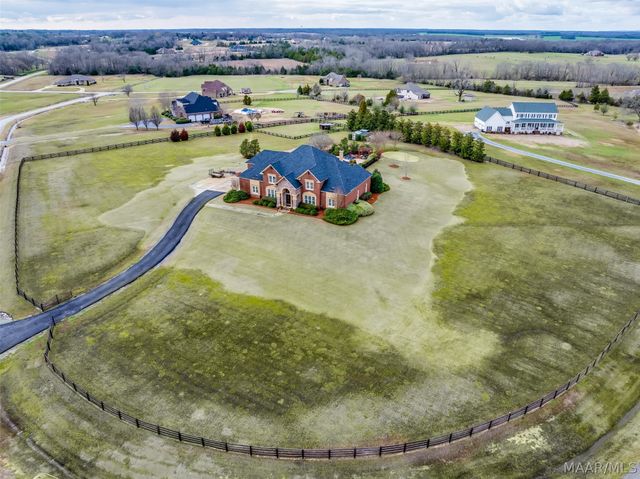 231 Dansby Court, Pike Road, AL 36064