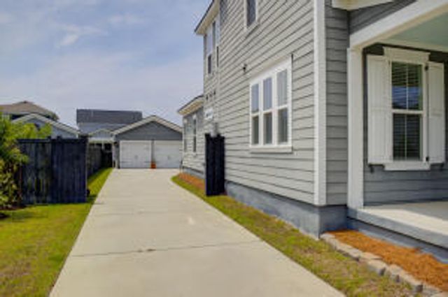 123 Hewitt Street, Summerville, SC 29486