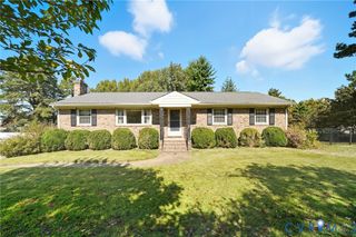 7108 Peach Orchard Ln, Hanover, VA 23111