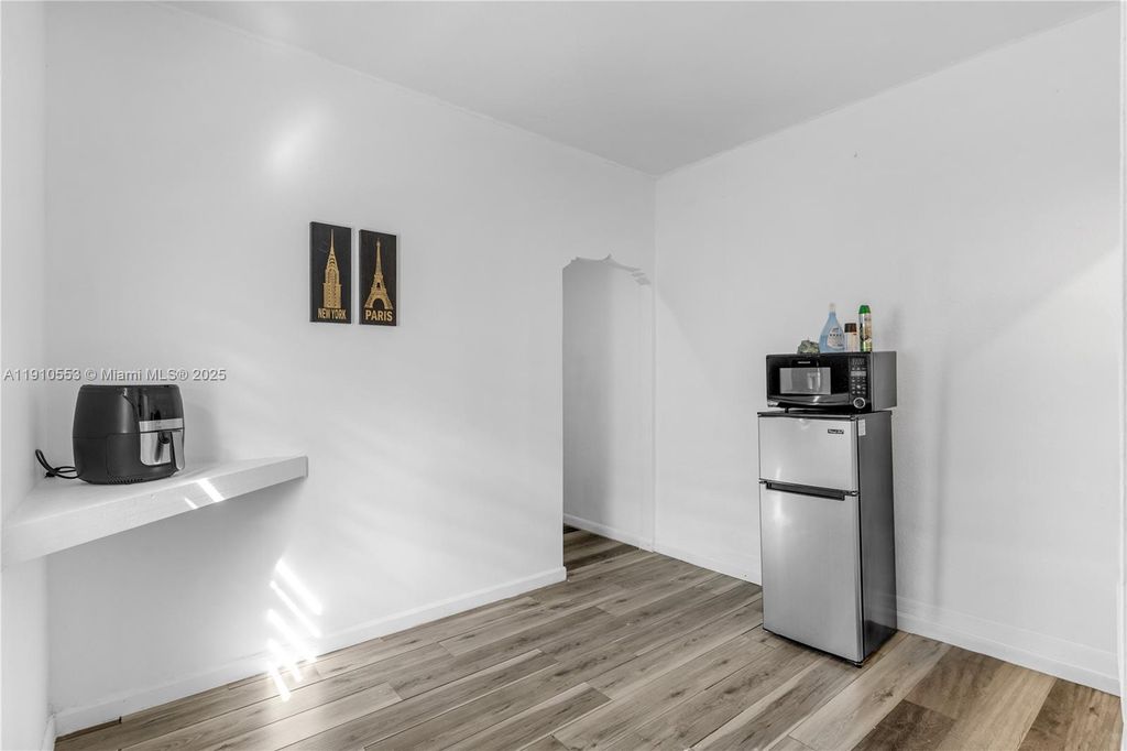 2012 SE 15th St 1, Homestead, FL 33035